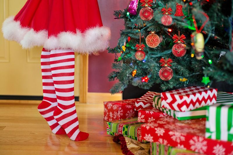 ¿Conoces al elfo de la estantería? Así conseguirás que tu hijo se porte bien en Navidad