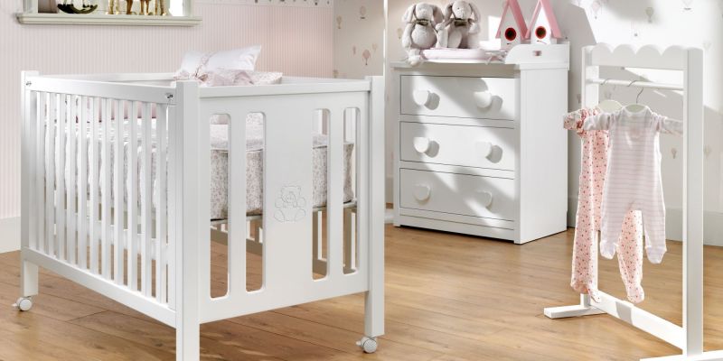 Almacenamiento ropa de bebés Garabatos cómoda