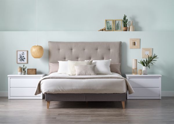 Cabecero con mesitas de noche juvenil